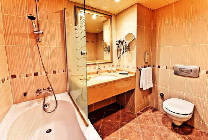 Mercure Cyprus Casino & Wellness