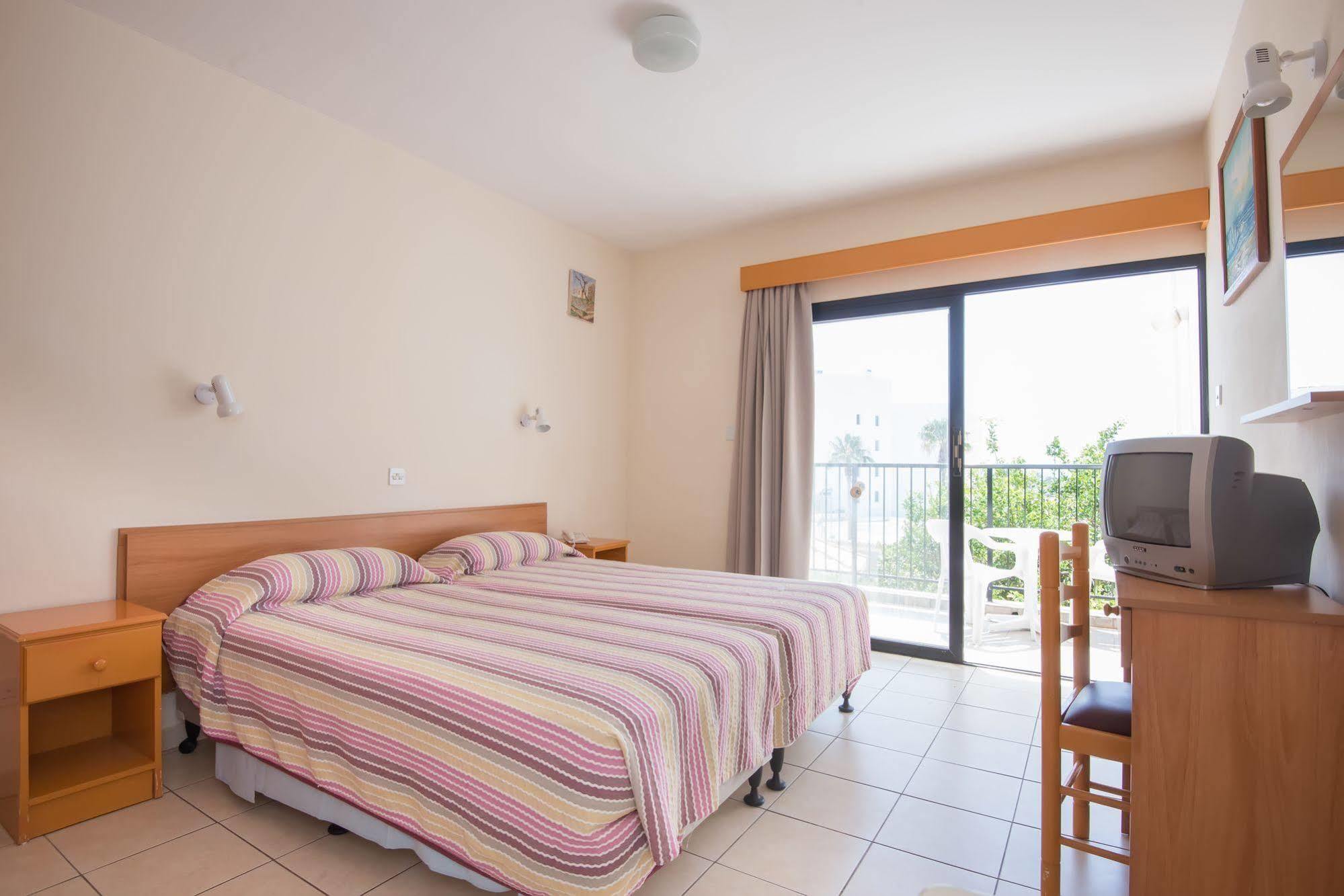 Hotel Kkaras 3 Star Agia Napa