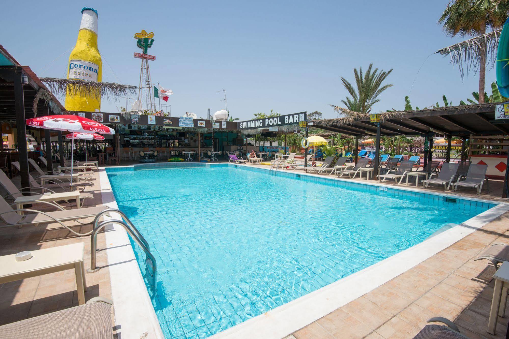 Kkaras 3 Star Hotel