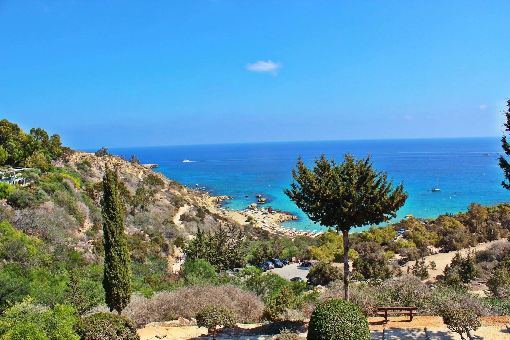Aparthotel Konnos Bay 3*