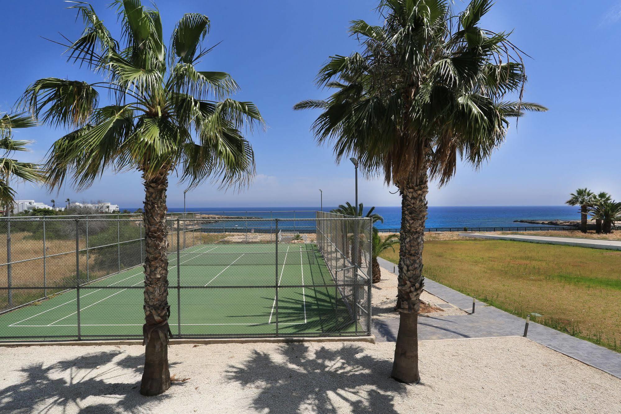 Coralli Beachfront Aparthotel Protaras