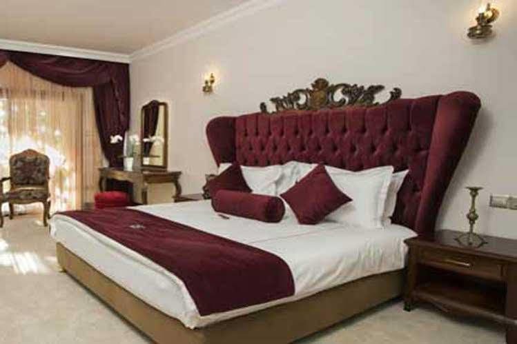 Le Chateau Lambousa Hotel 4*