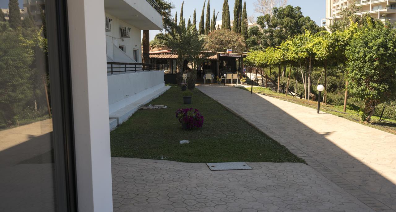 Aparthotel Konnos Bay 3*
