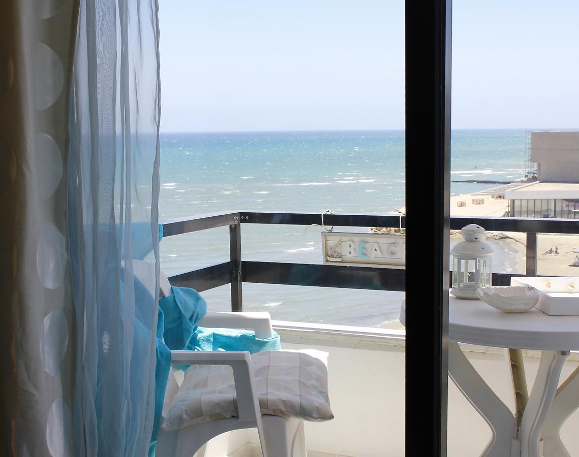 Zenobia Beach