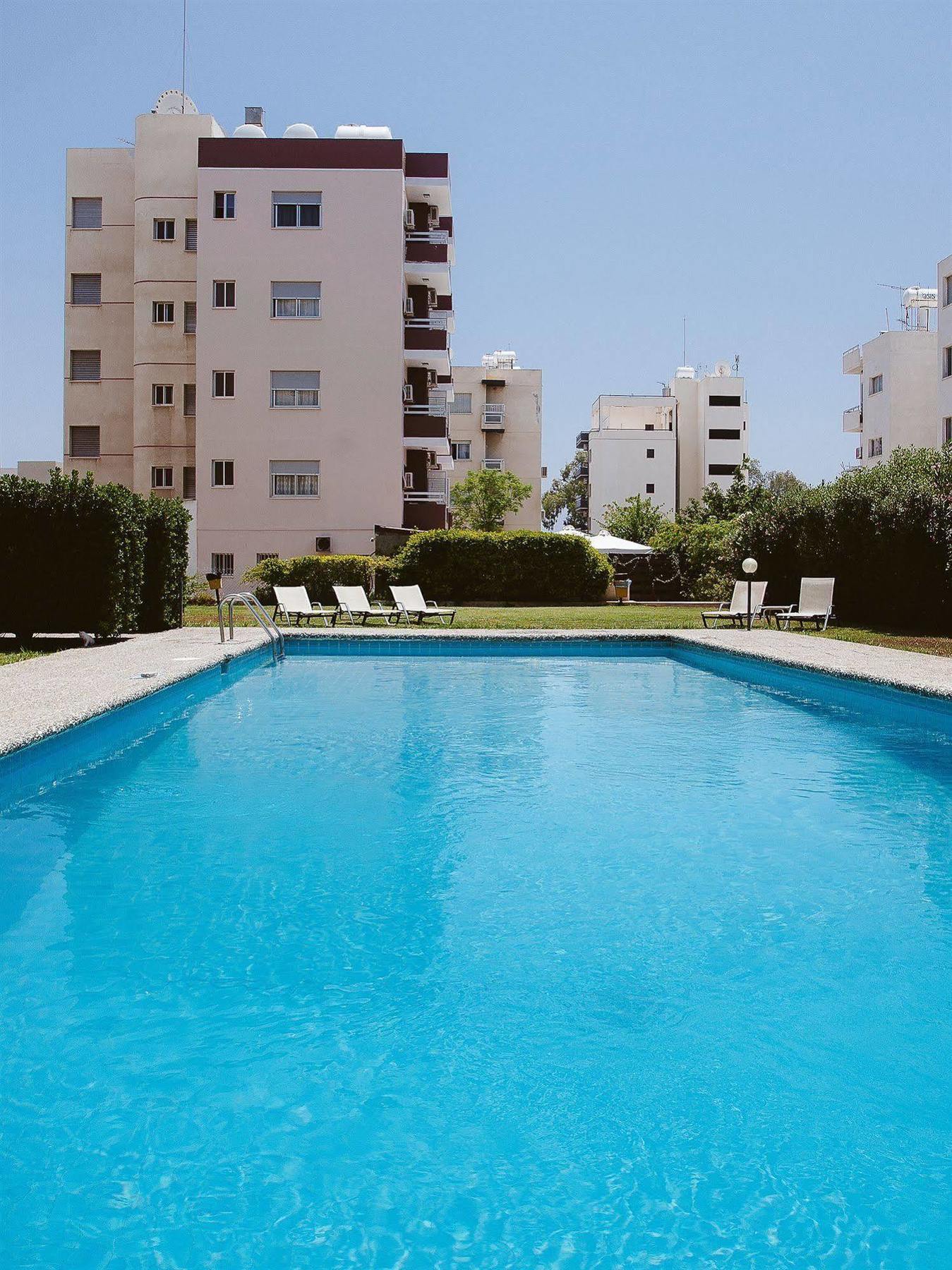 Vega Apartment *
