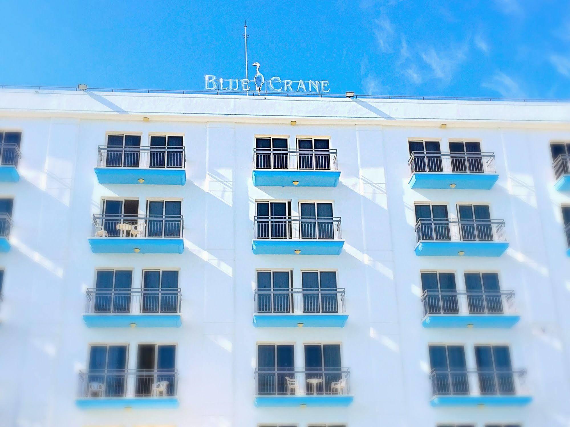Blue Crane Apts 3*