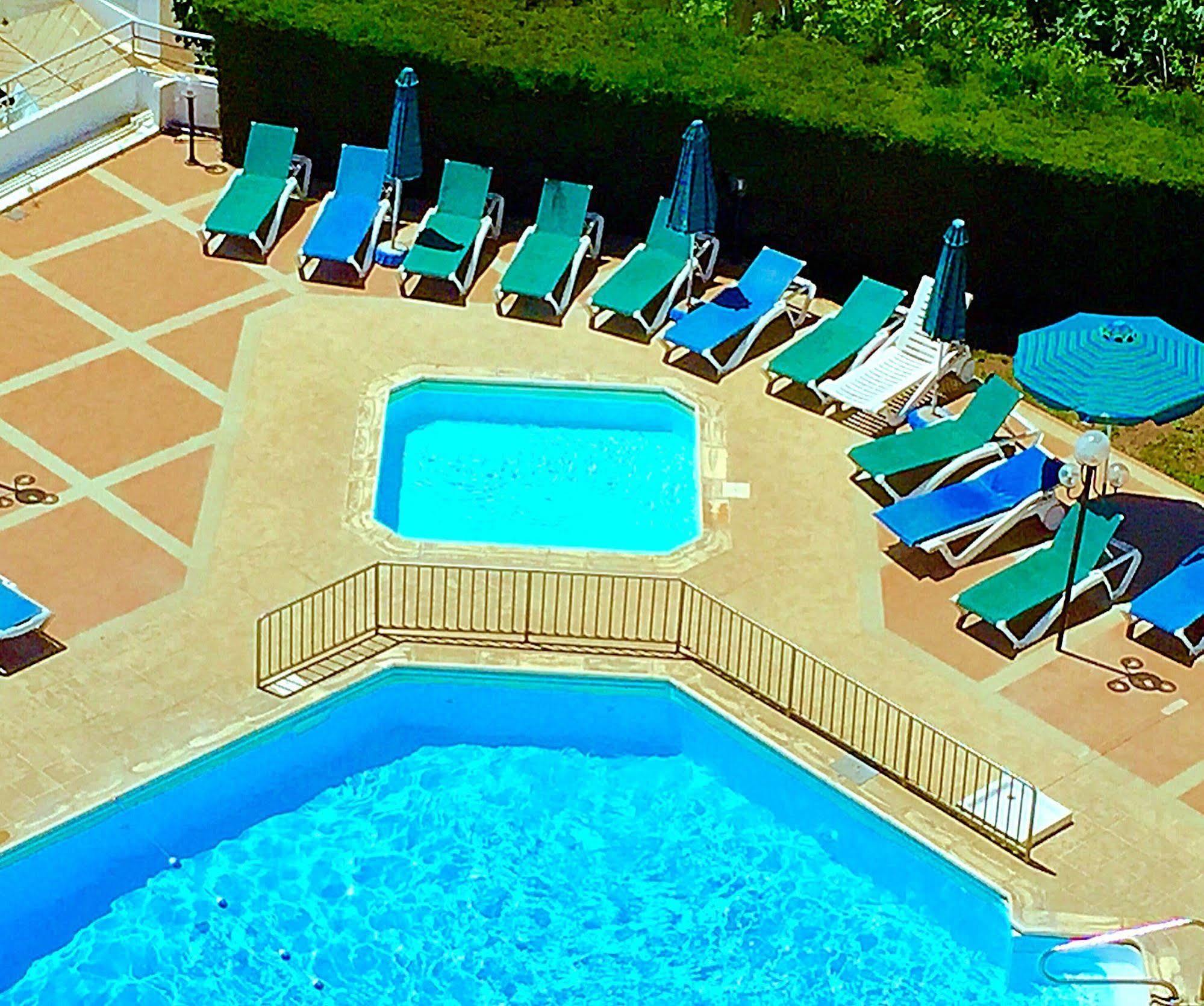 Blue Crane Apts Limassol