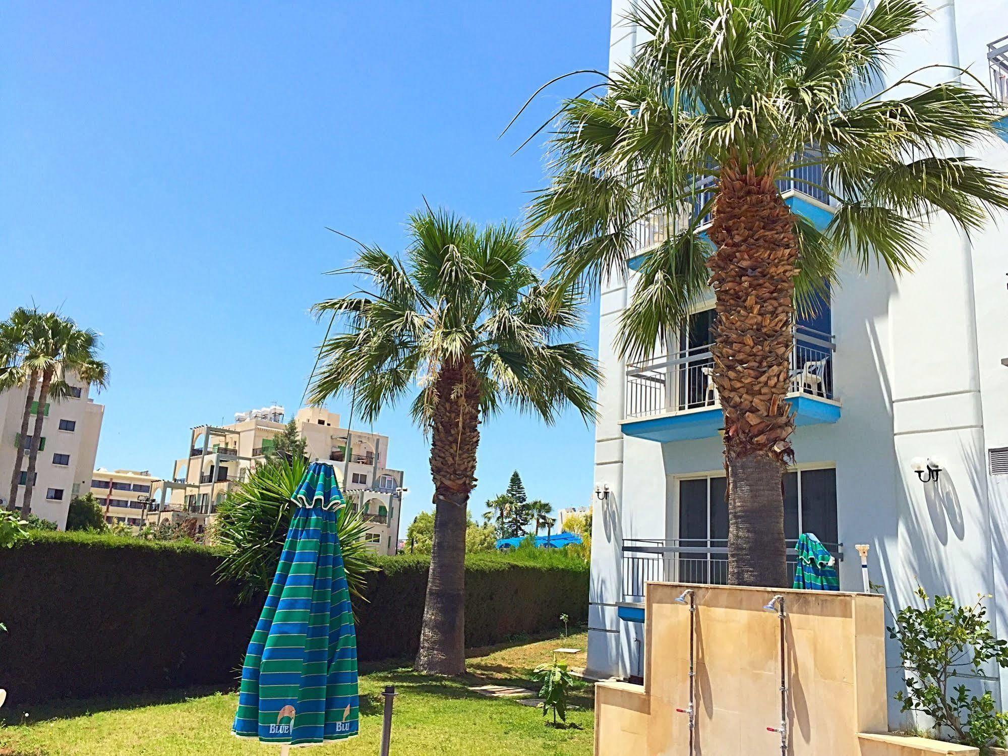 Aparthotel Blue Crane Apts