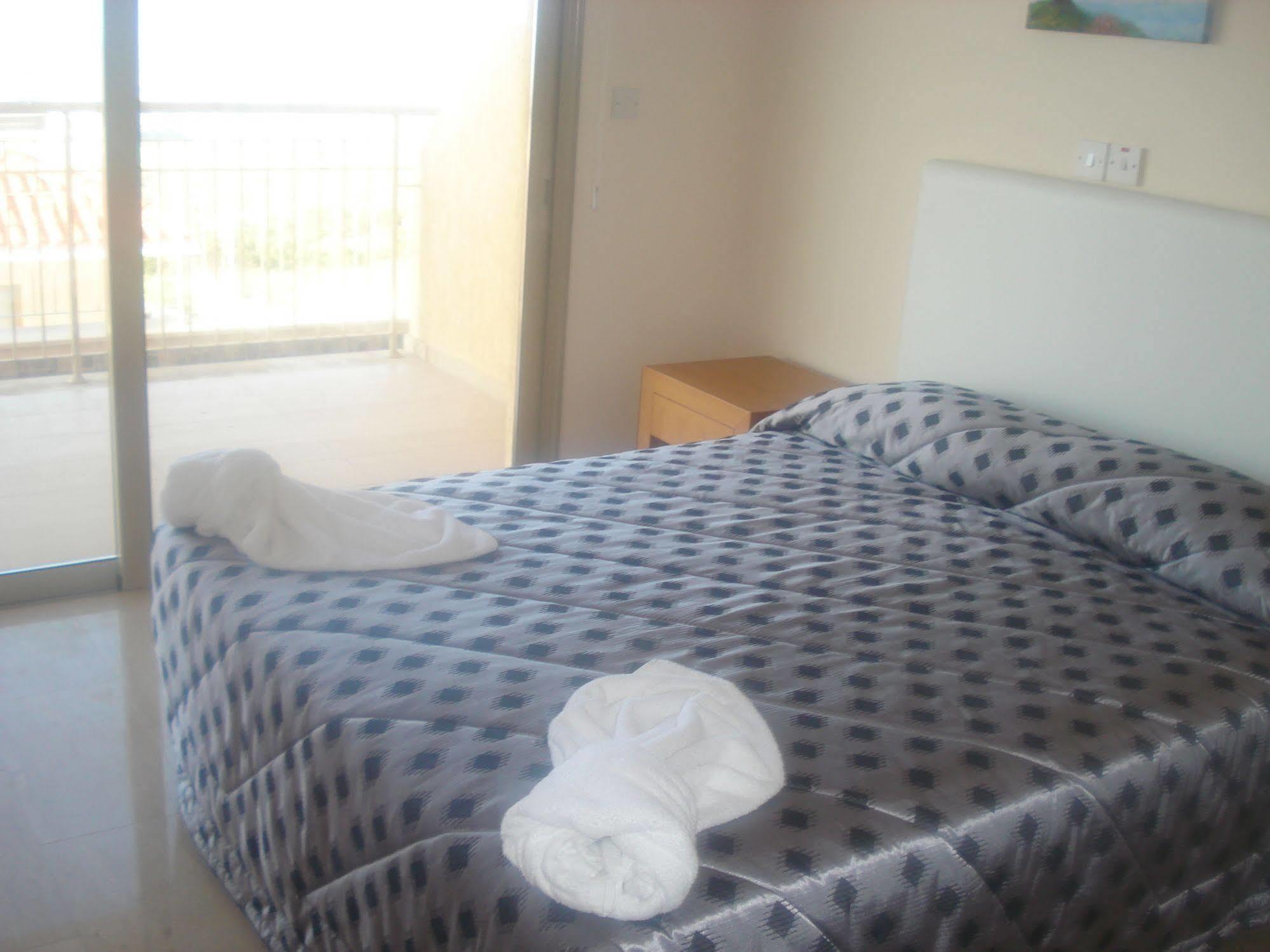 Akamas Health Farm & Aparthotel 3*