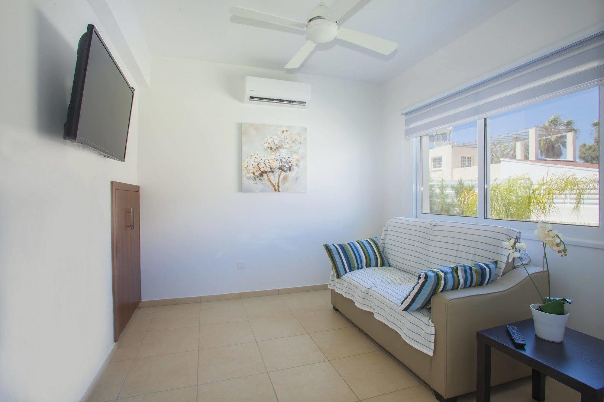 Villa Anemoni 6 *
