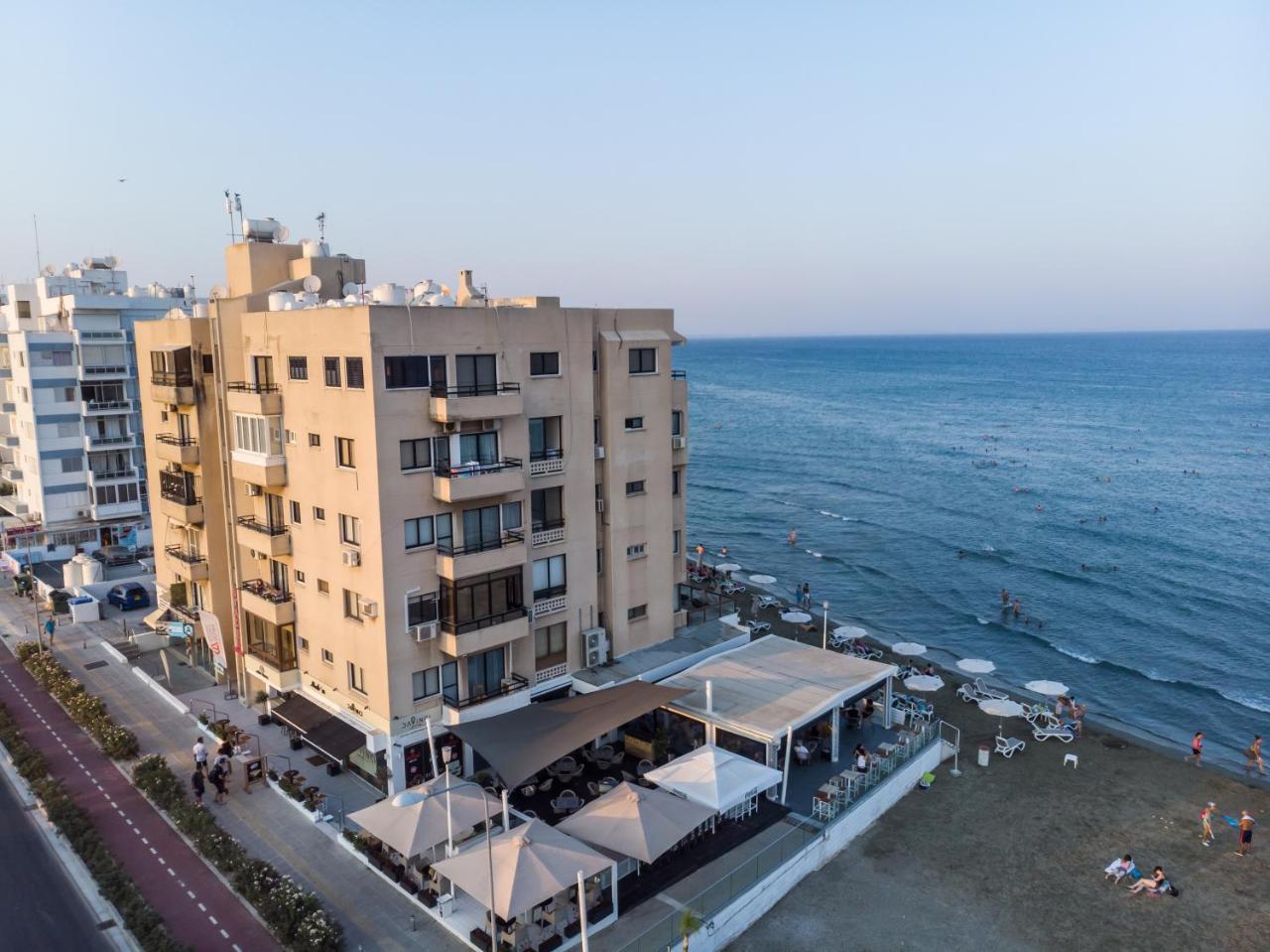 Lazuli Sea View-beachfront Ap 405 Apartment