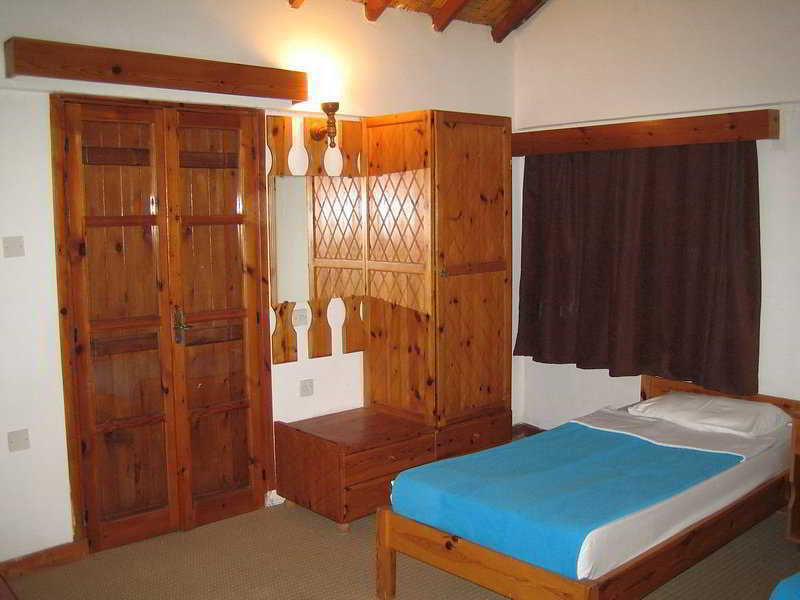 Mosquito Beach Club Hotel 2*