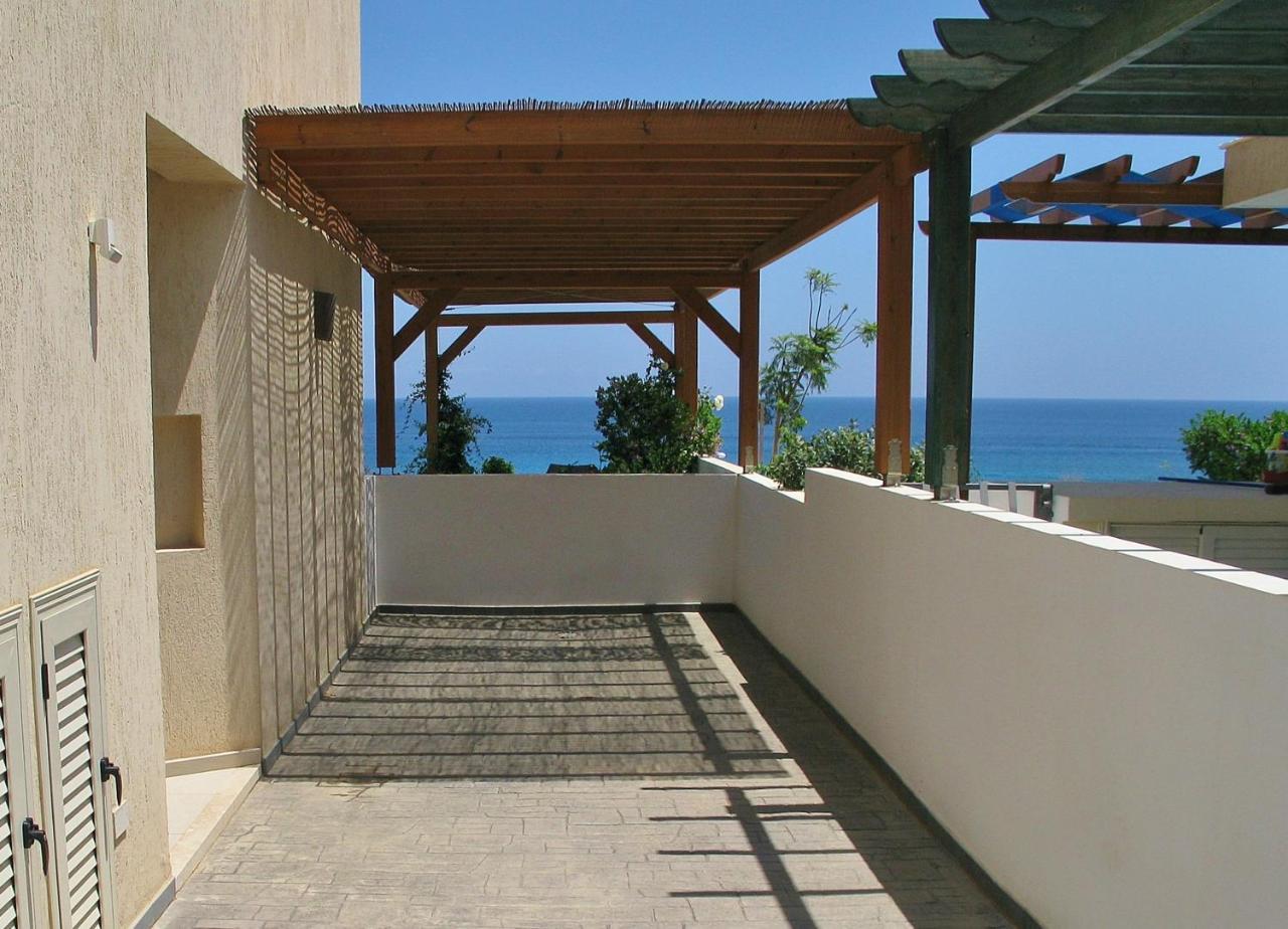 Villa House 1, The Artisan *