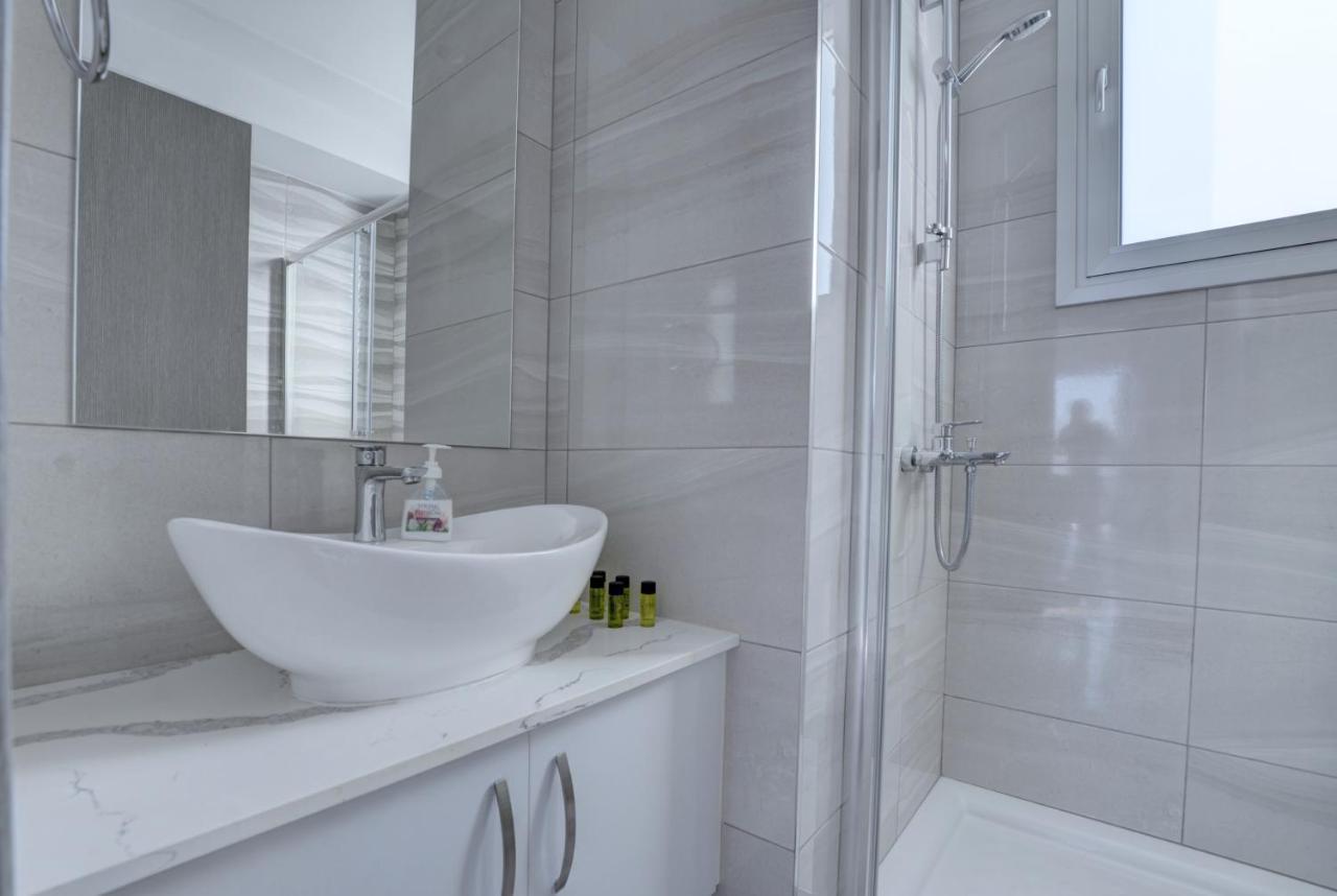 Chloe Luxury Villa Protaras