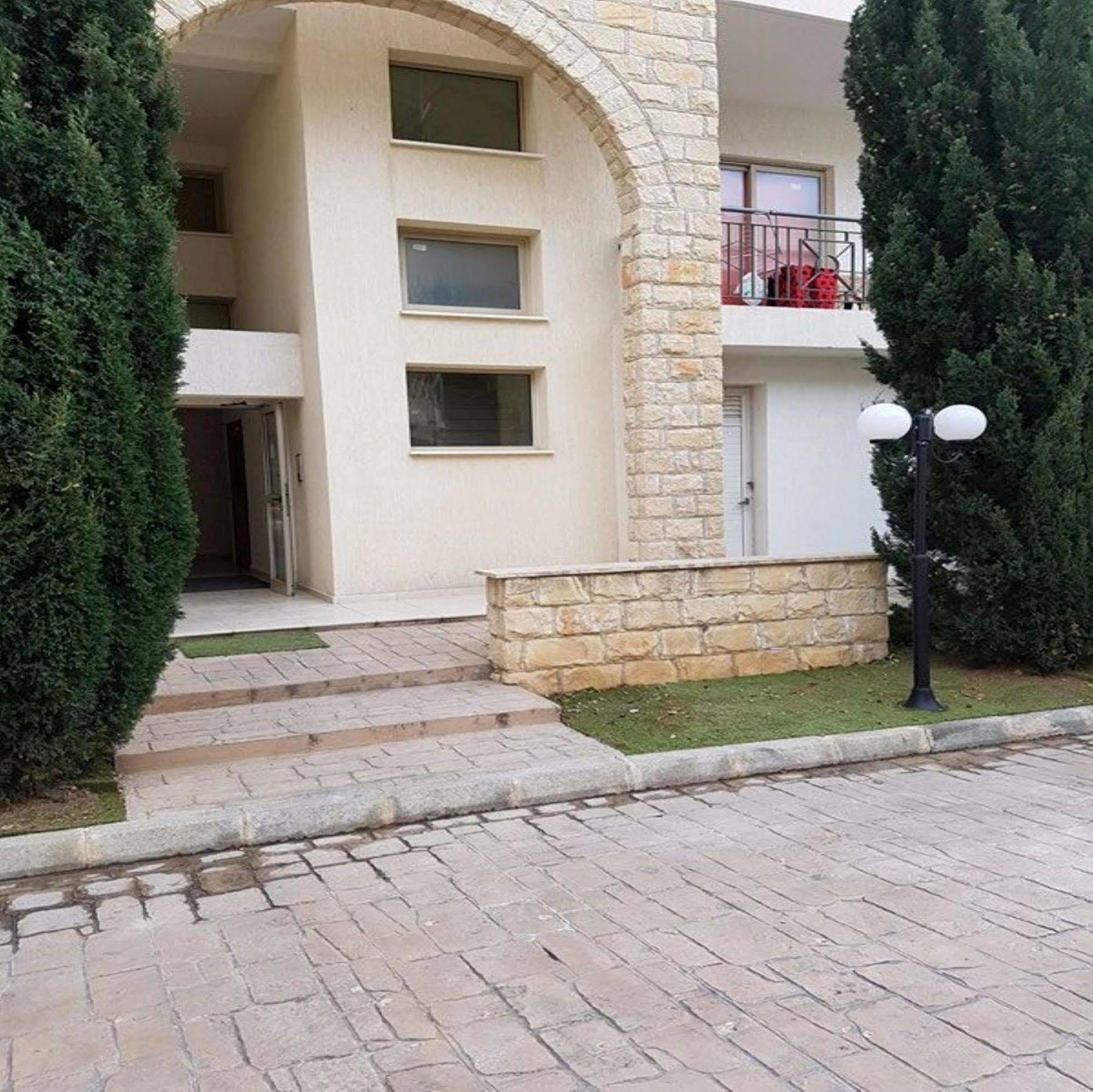 King's Holiday * Paphos