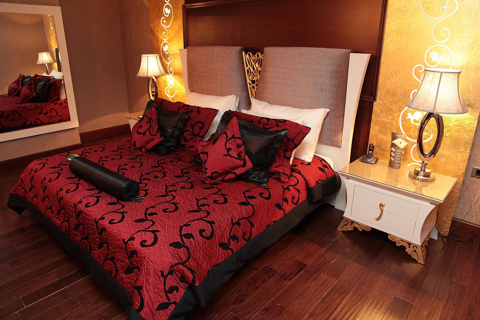 Cratos Premium Hotel, Casino, Port & 5* Kazaphani