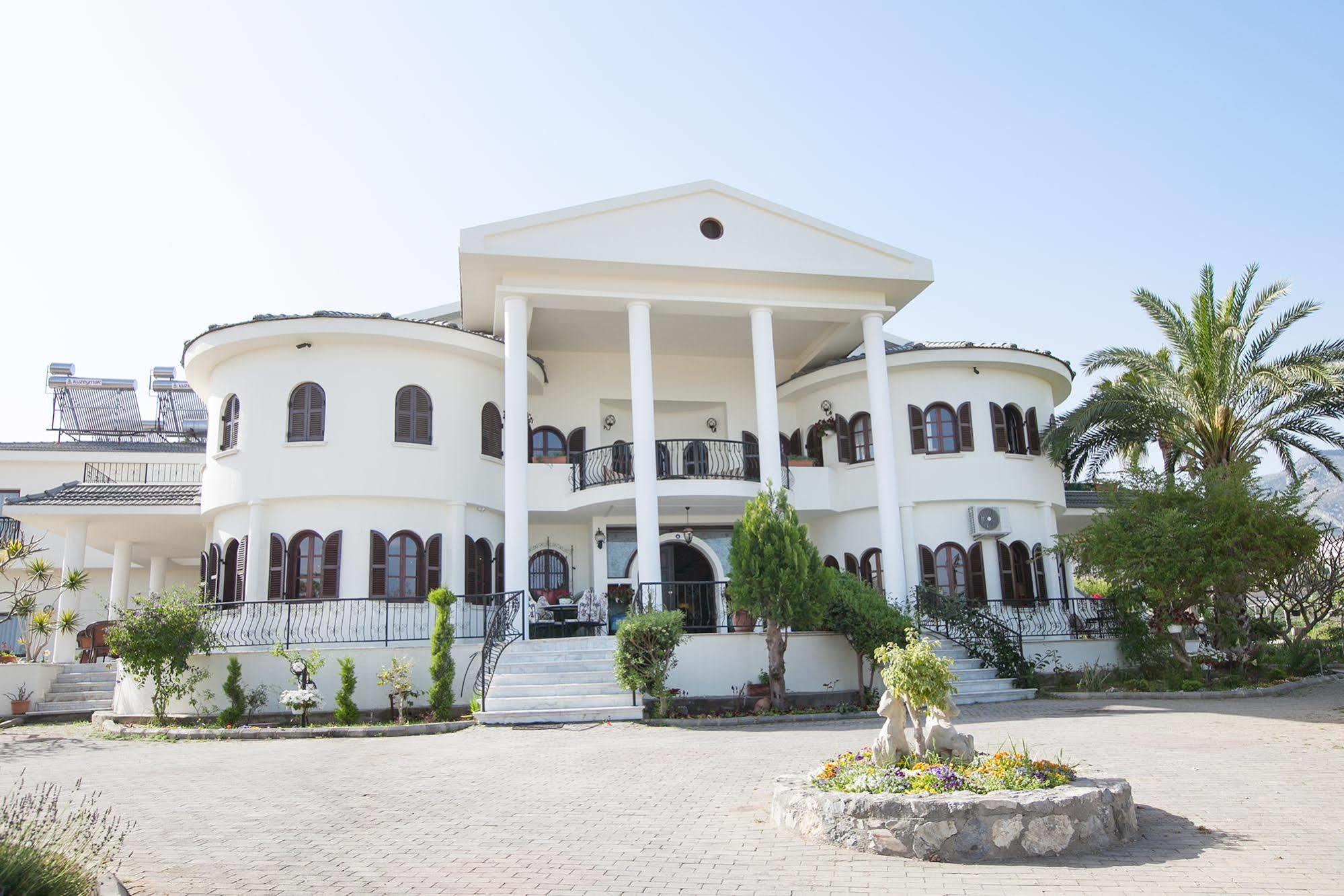 Hotel Meryem's