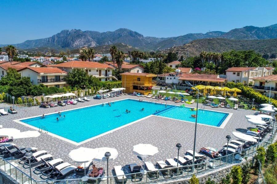 Riverside Garden & Suna's Club Hotel