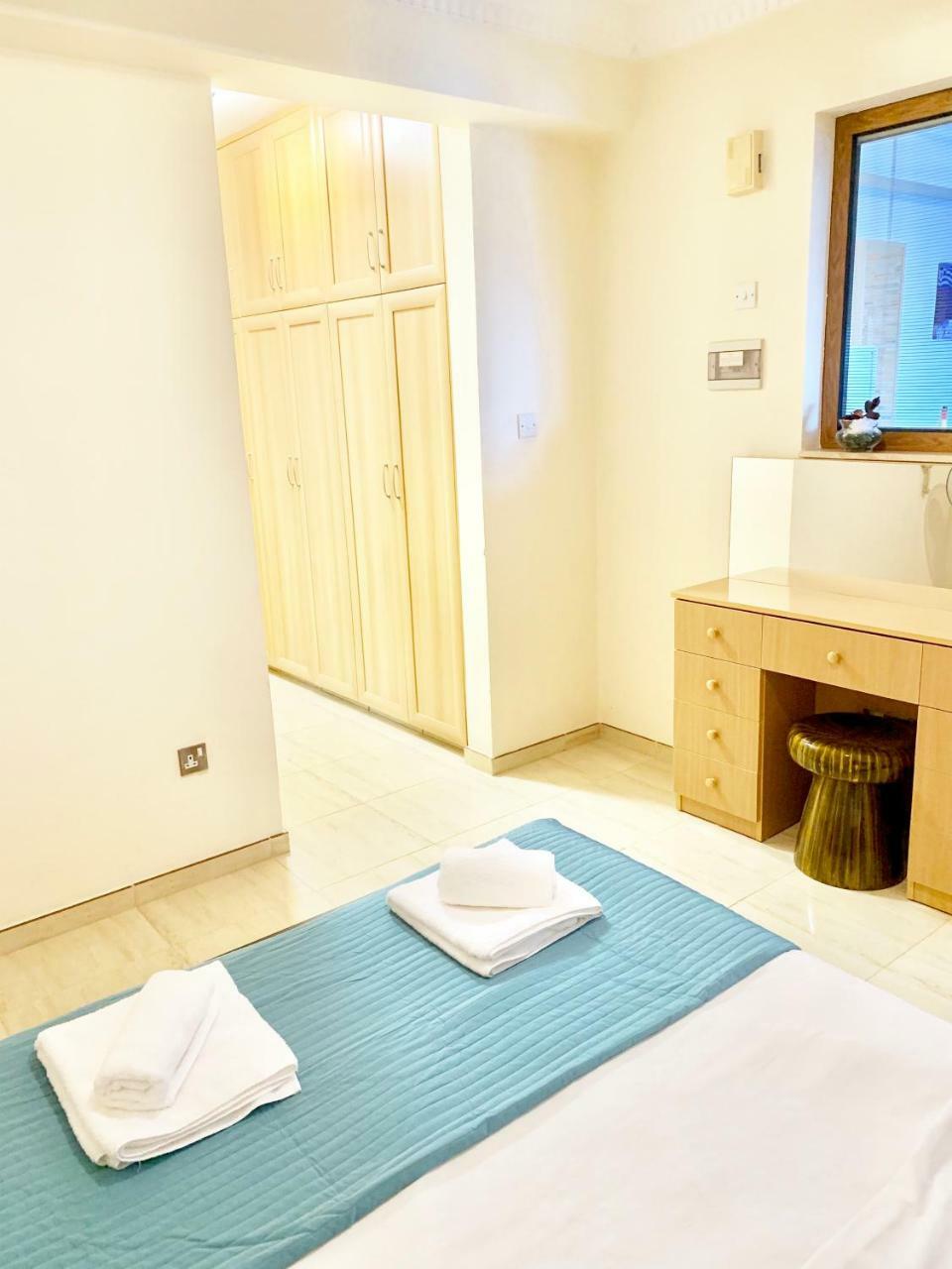 Zenobia Beach Apartment