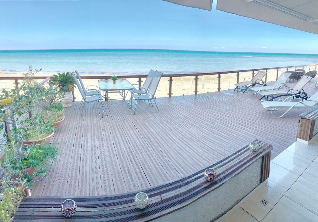 Zenobia Beach Apartment *