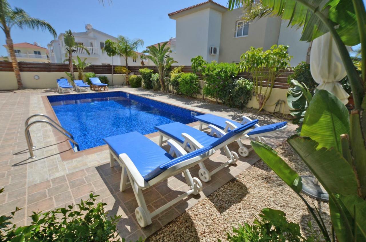 Villa Favor - 3 Bed With Pool Close To Nissi