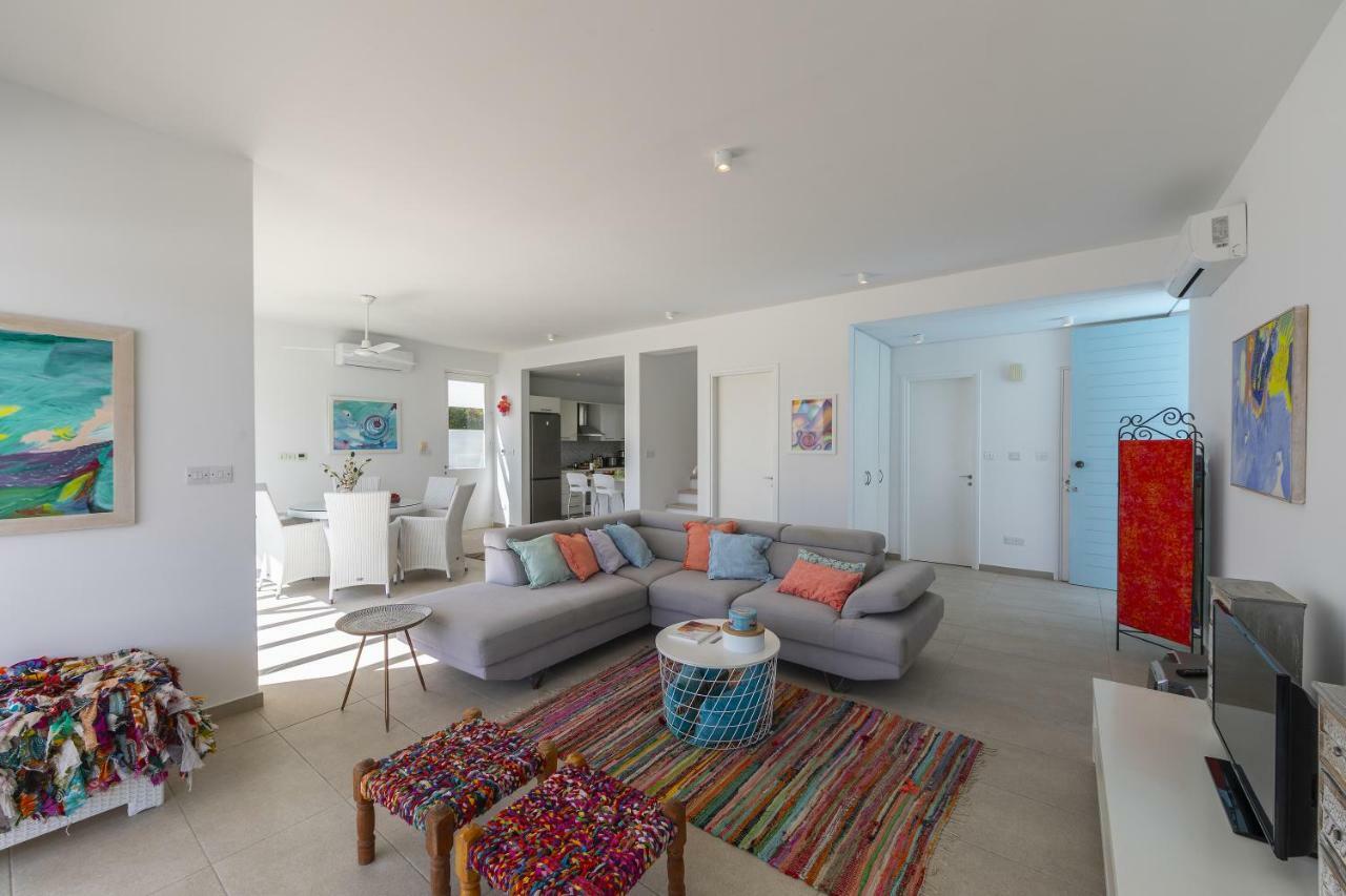 Oceania Villa *