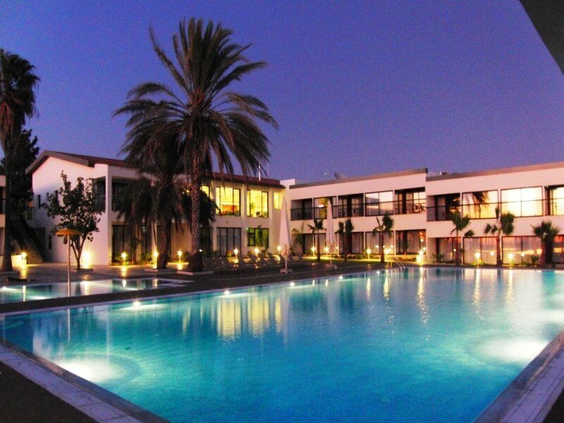 Royal Blue Hotel & Spa 4*