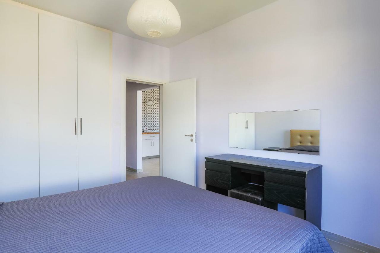 Vega Apartment *