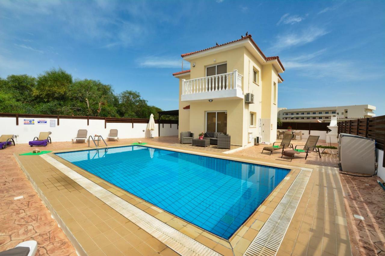 Nissi Crystal Villa Ayia Napa