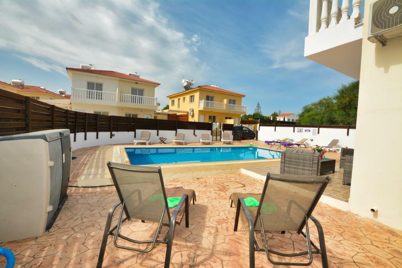 Nissi Crystal Villa *
