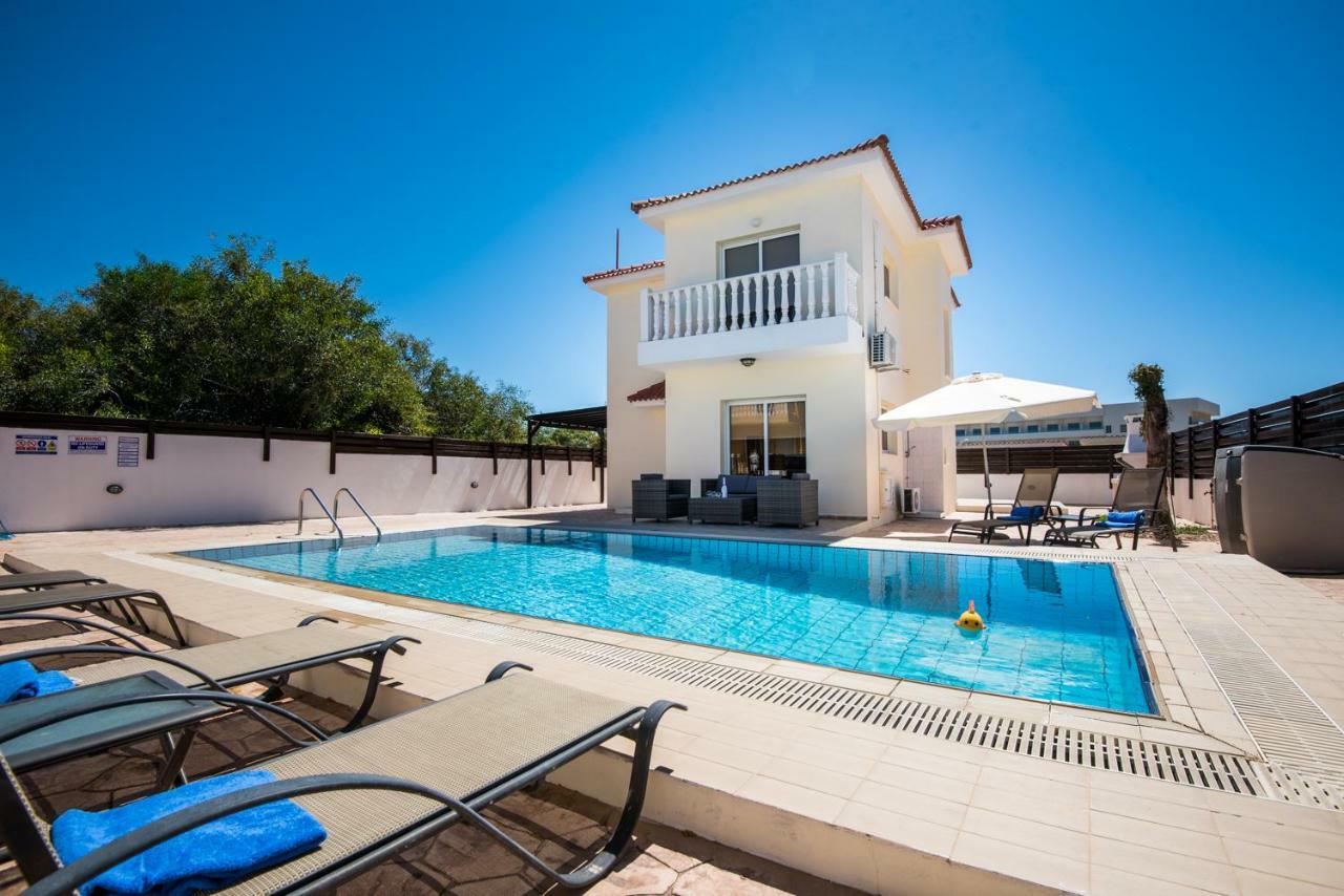 Villa Nissi Crystal *