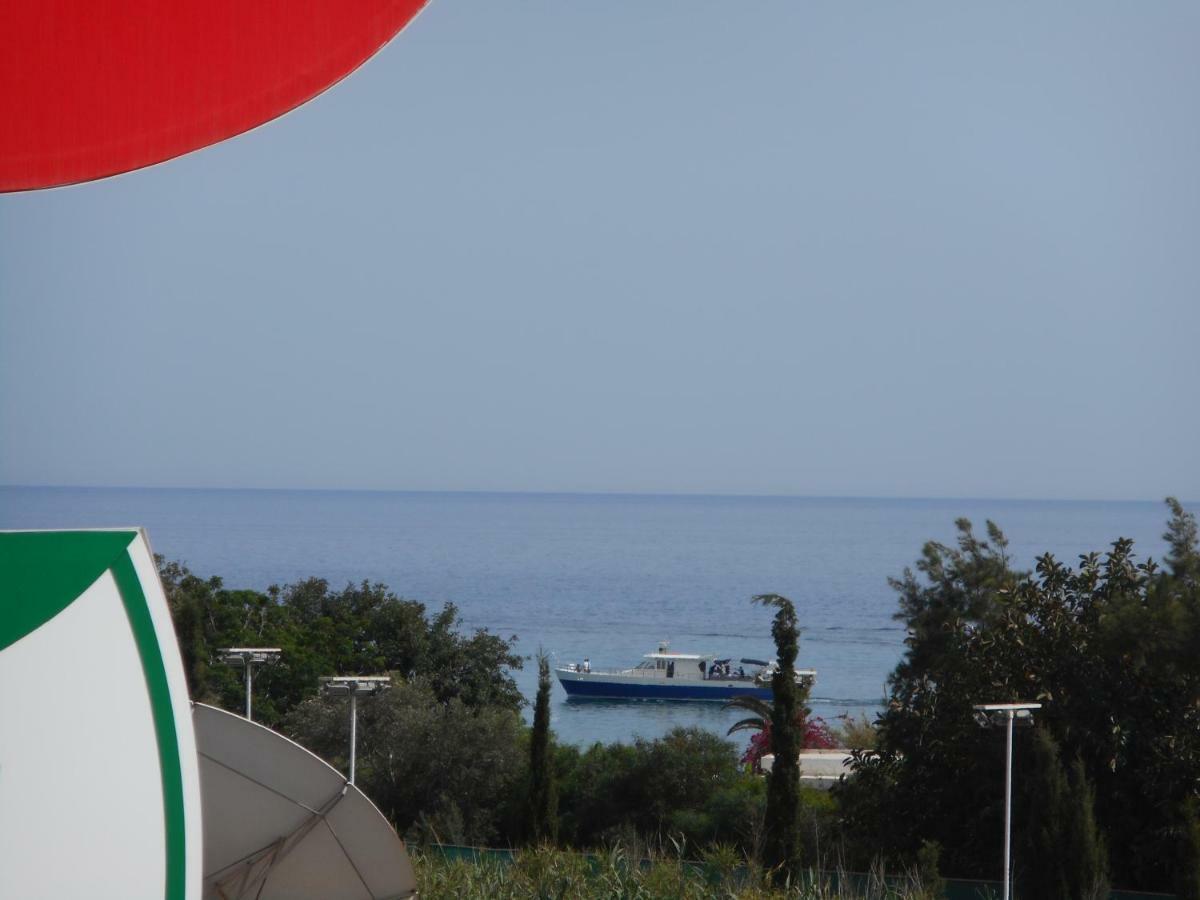 Kkaras 3 Star Hotel 2*