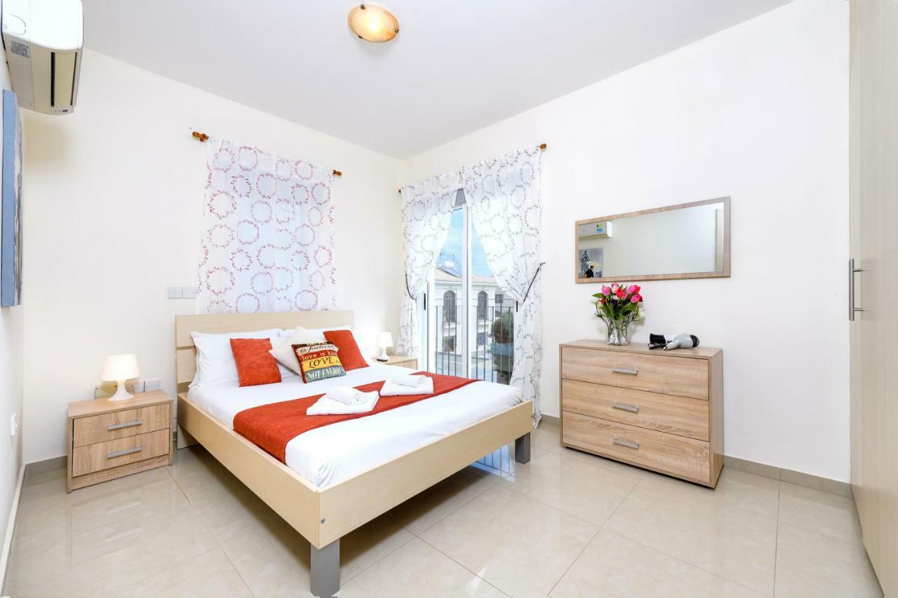Blue Water Bay Villa *