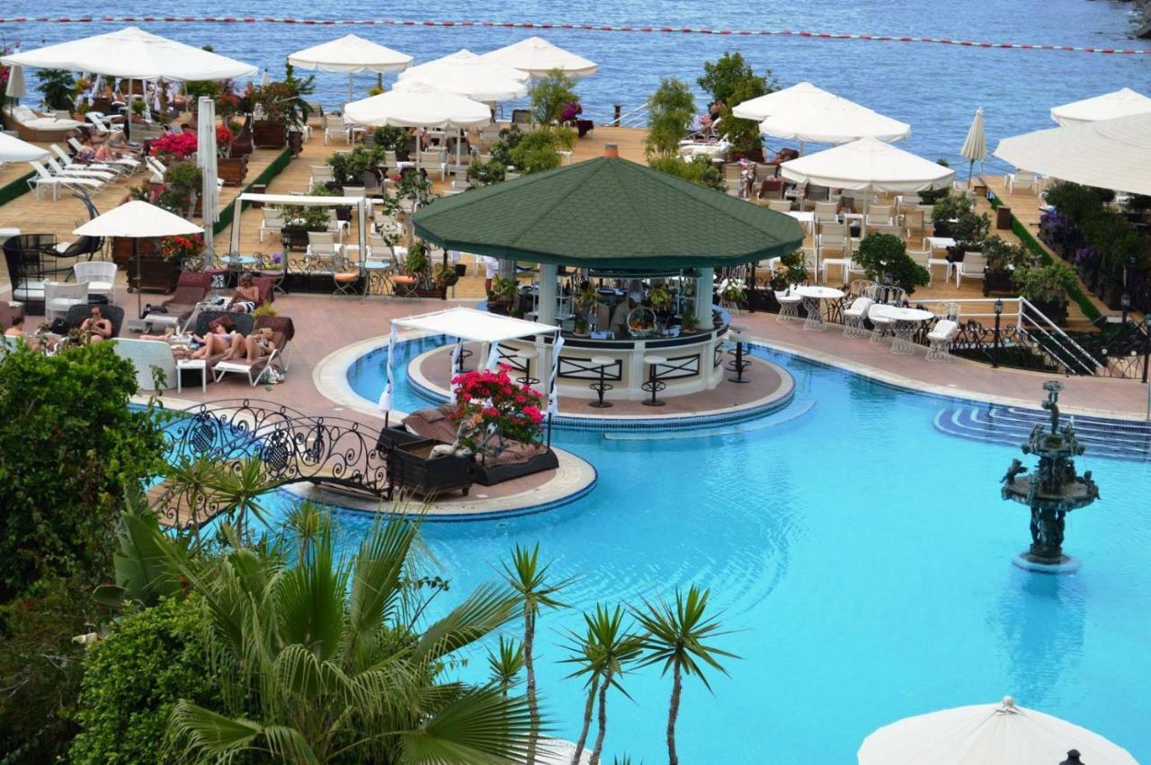 Hotel Rocks & Casino