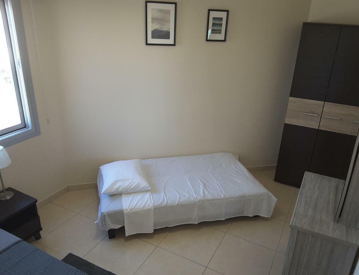 Lighthouse By The Sea Lovely 2bdr Paphos