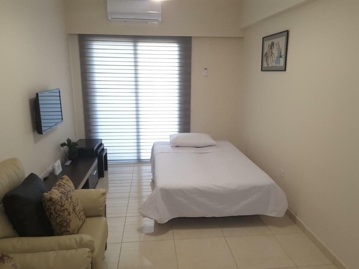 Apartment Lighthouse By The Sea Lovely 2bdr Paphos