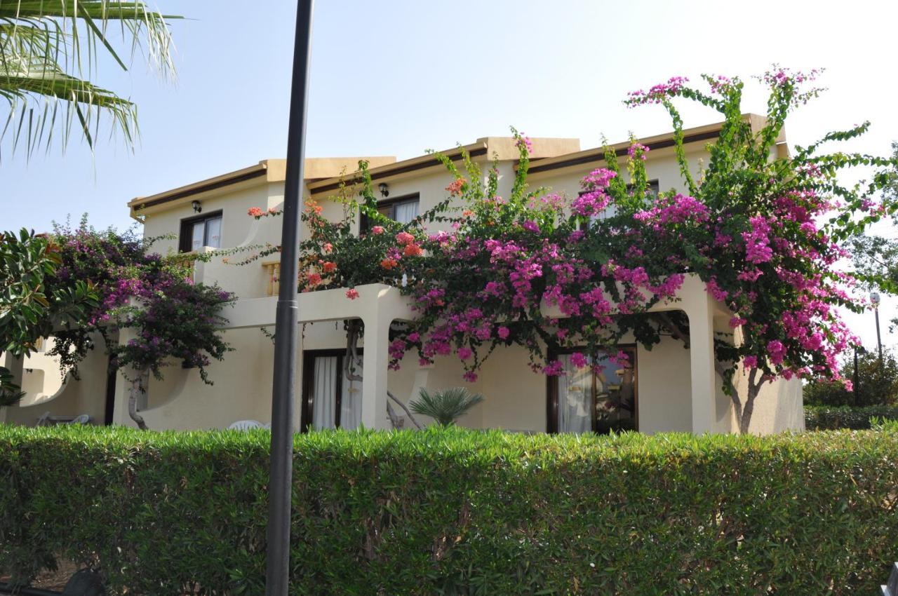 Club Simena 3*