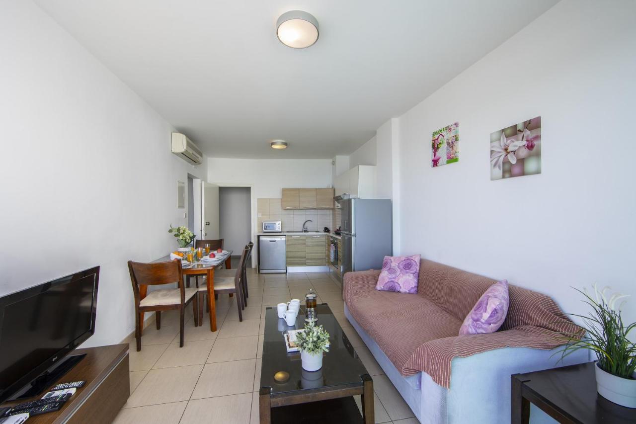 Coralli A 305 Apartment *