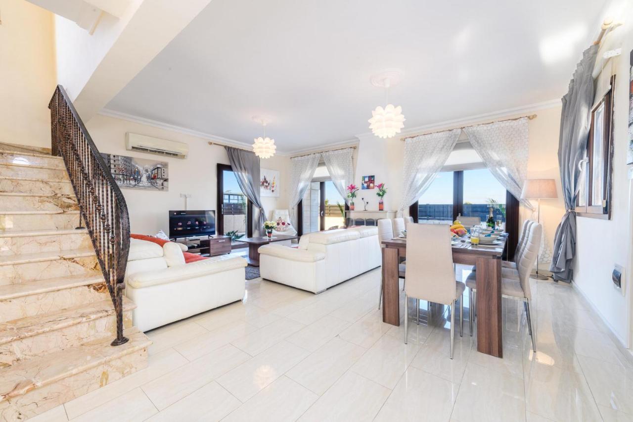 Villa Blue Water Bay *