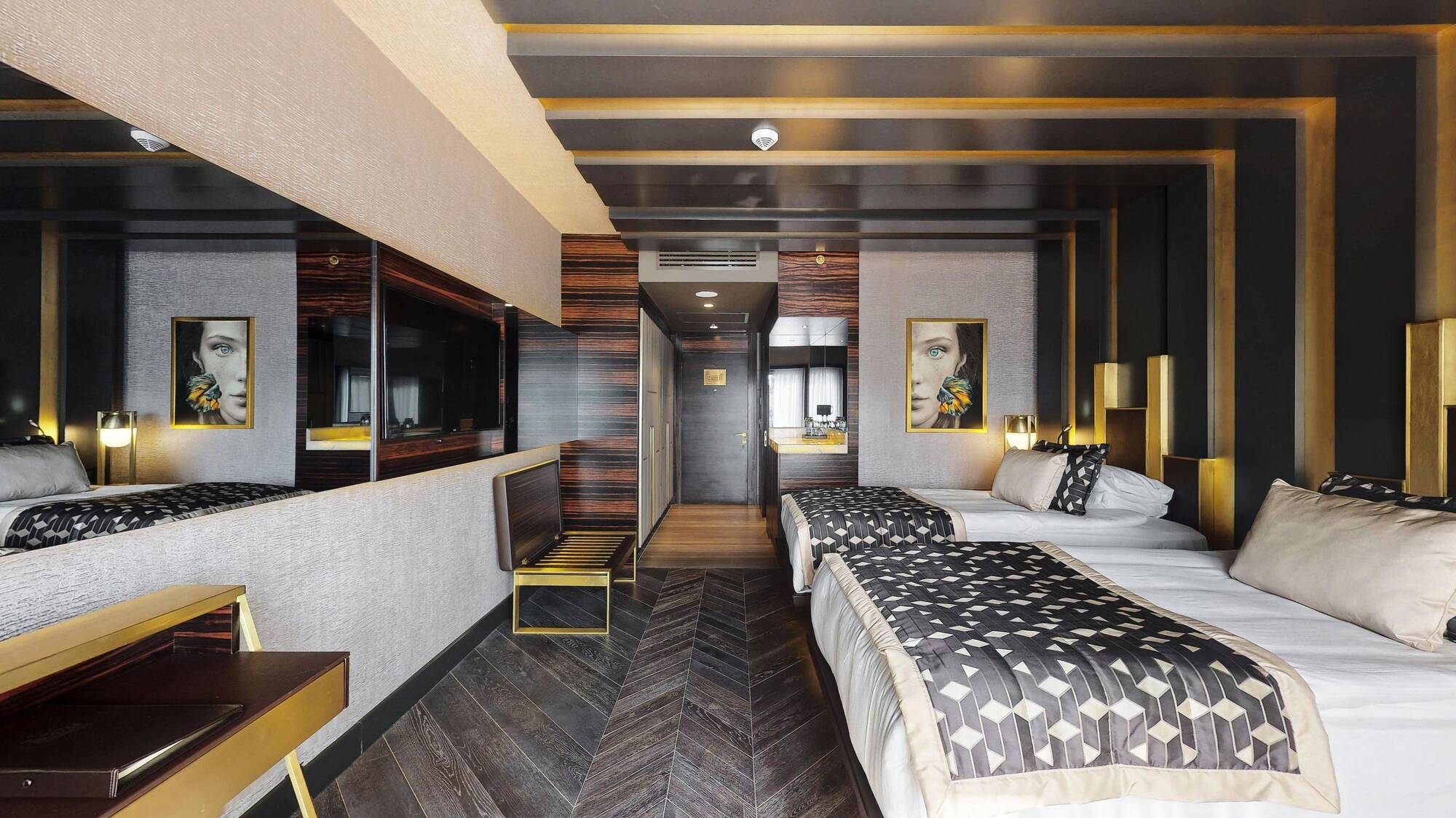 Rocks & Casino Hotel 5*