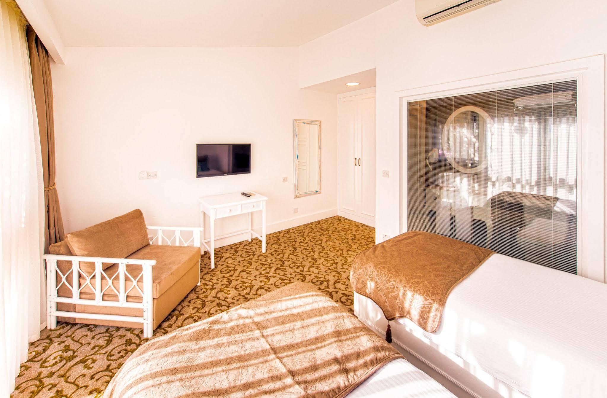 Hotel The Olive Tree