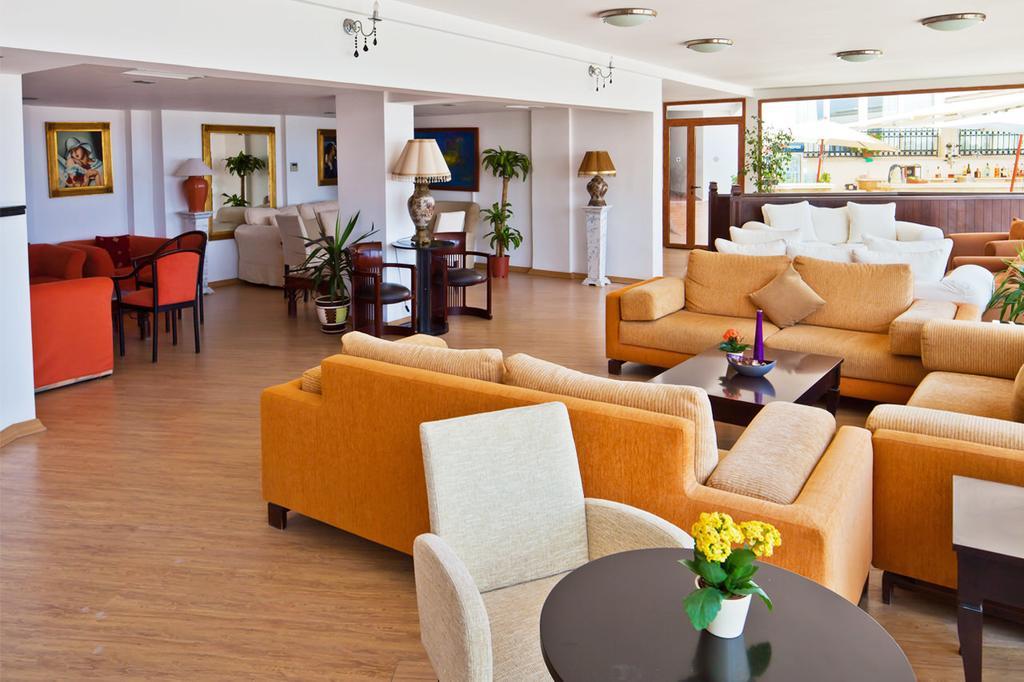 Ada Hotel
