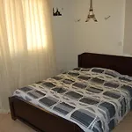 Ploutarchos Apartments