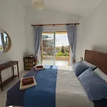 New Cozy Villa Near The Beaches In The Magnificent Gardens Of Regina With Swimming Pools!