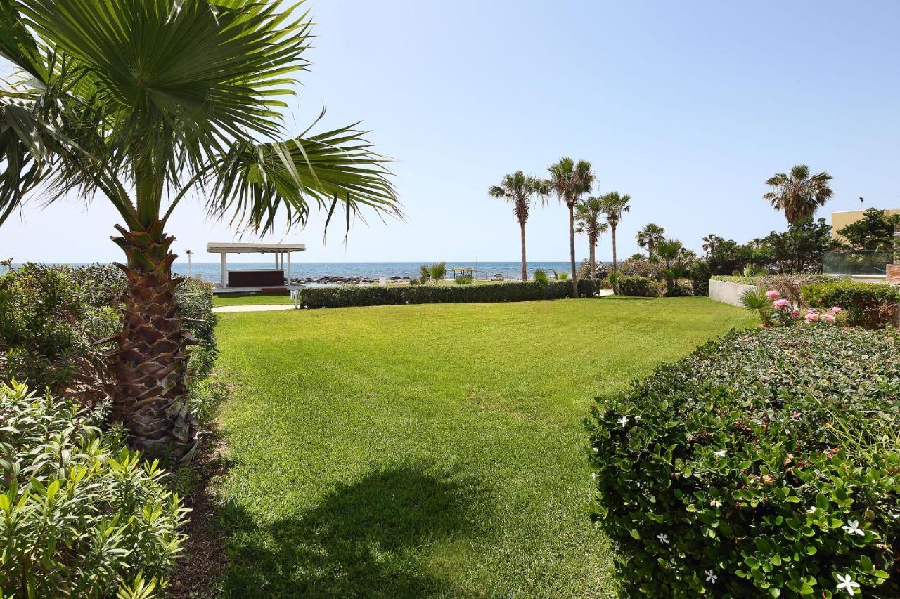 Paradise Cove Luxurious Villa Paphos