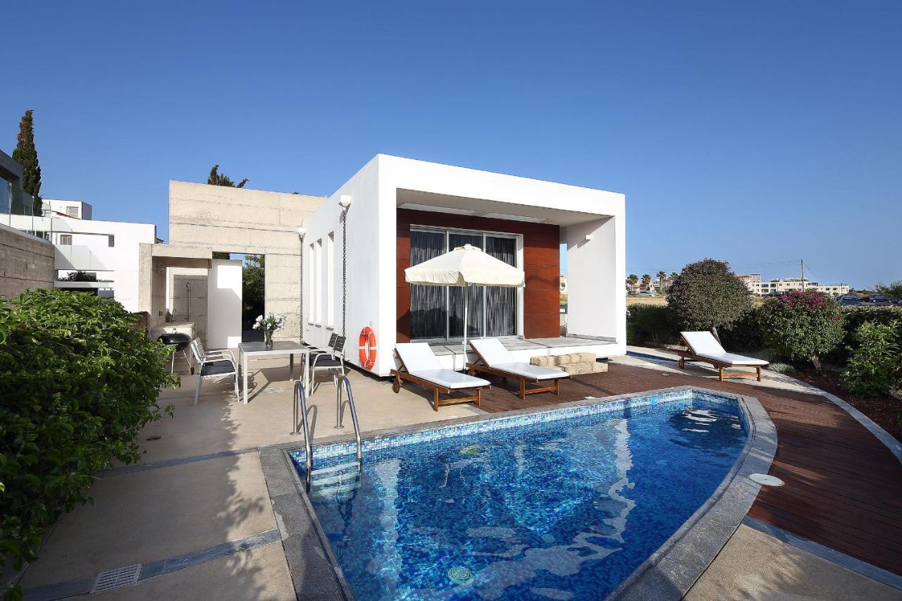 Villa Paradise Cove Luxurious