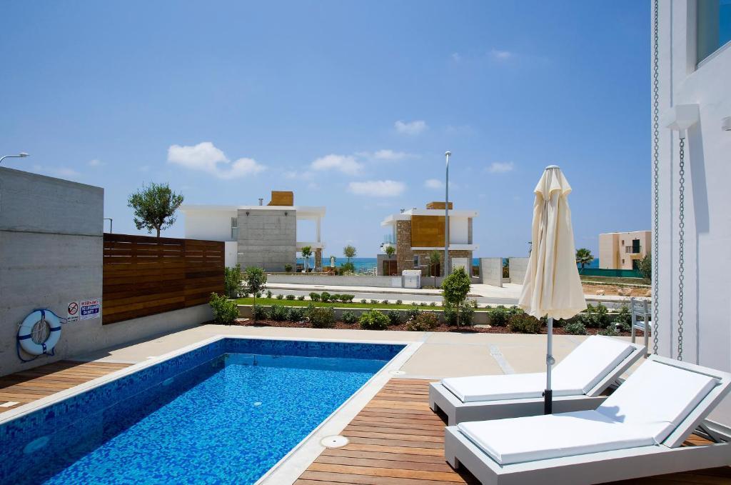 Paradise Cove Luxurious