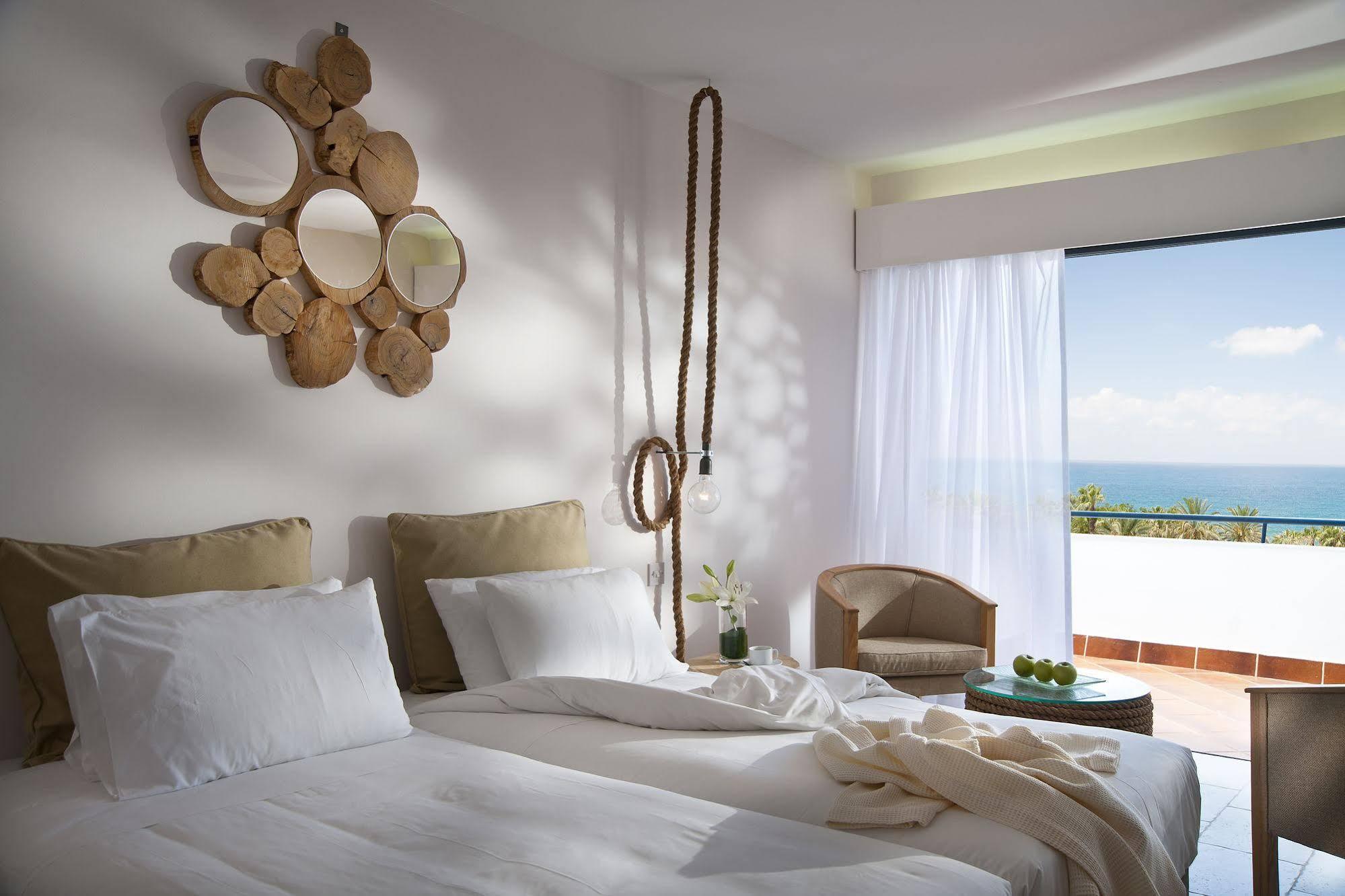 Resort Azia &