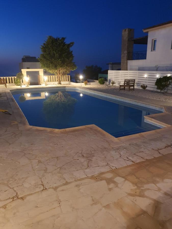 Serapho Villa *