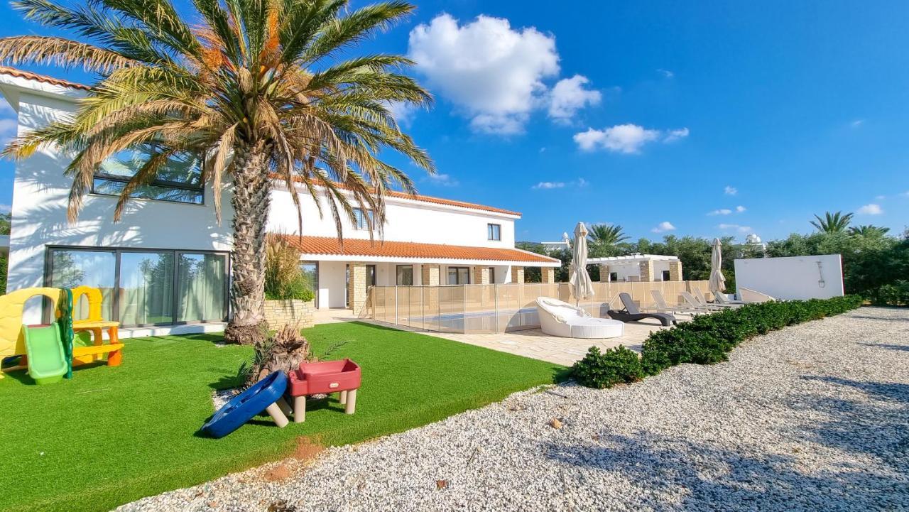 Leto 13 Villa *